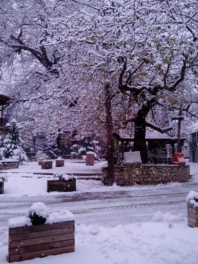 Villa House On The Mountain Eptálofos Esterno foto